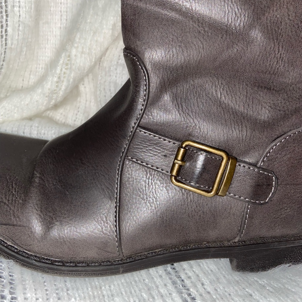 Used boots - Picture 2 of 5